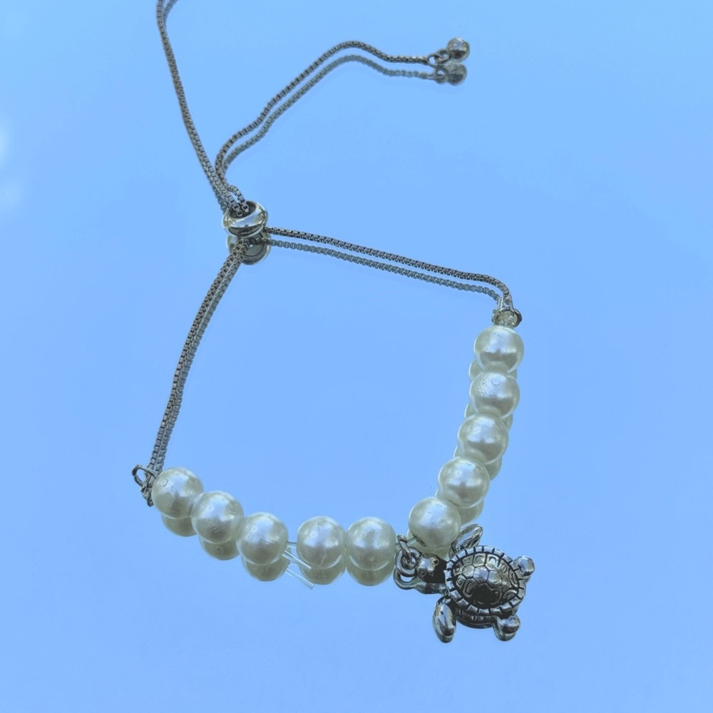 Pearly Turtle Bracelet
